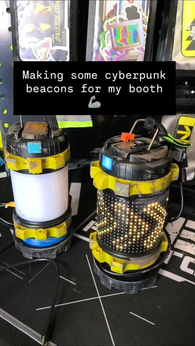 Some USB lanterns + LED panels = a couple of #cyberpunk themed beacons for my booth. Love that they're self contained and can also charge other devices if I need them to. 

#sciencefiction #cyberpunkcosplay #cyberpunkstyle #cyberpunkart #author